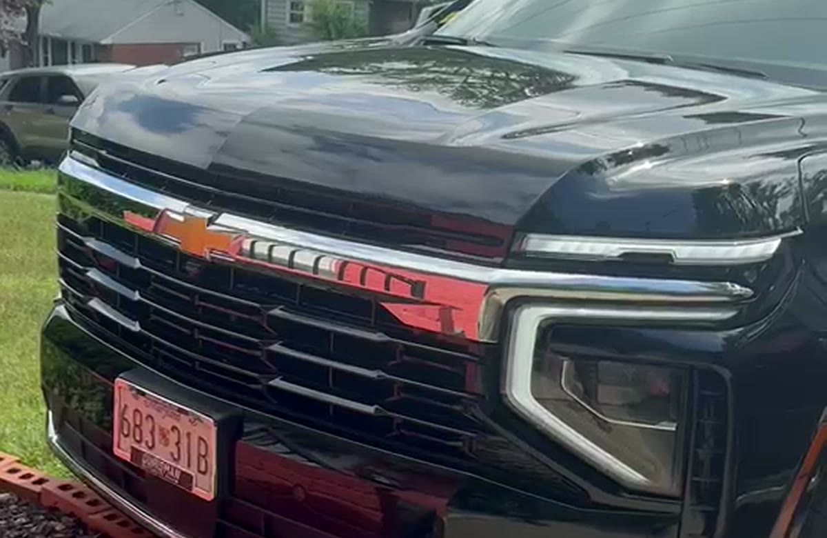Black private transportation SUV shown outdoors